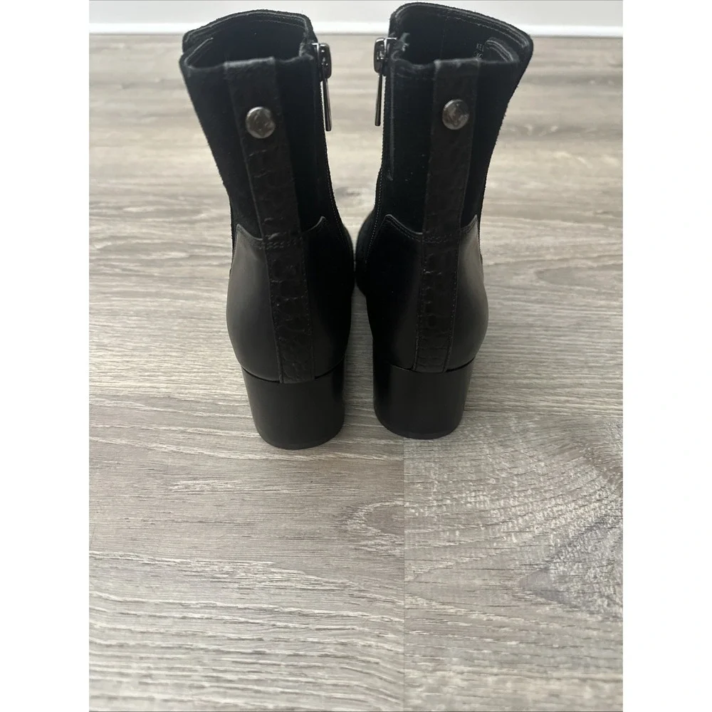 Size 8 Women's Donald Pliner Women's Kelsee Suede Ankle Boot
